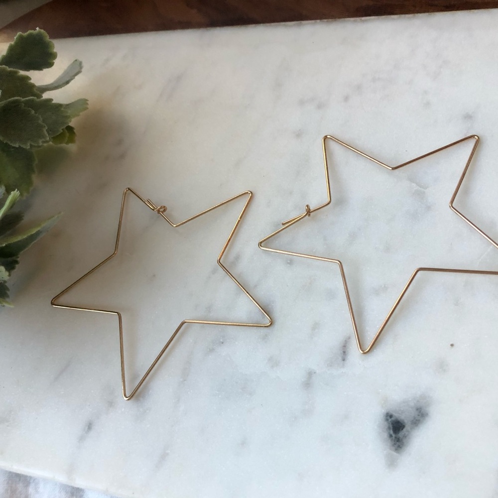 The Arielle - Dainty Statement Star Hoops - Picture 2 of 7